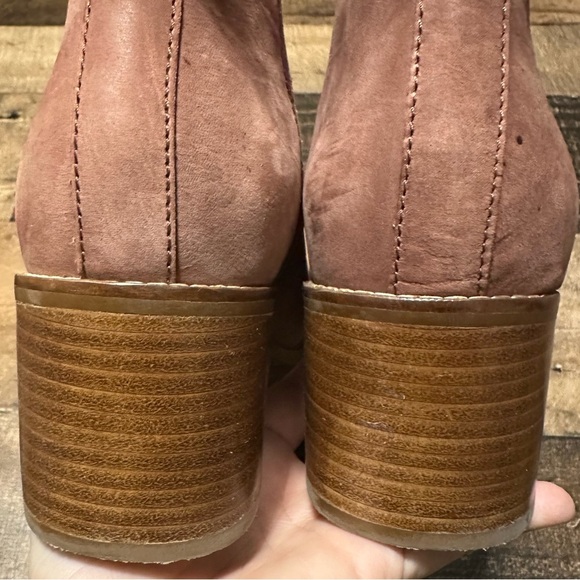 Toms Esme Leather Boots - Picture 7 of 9